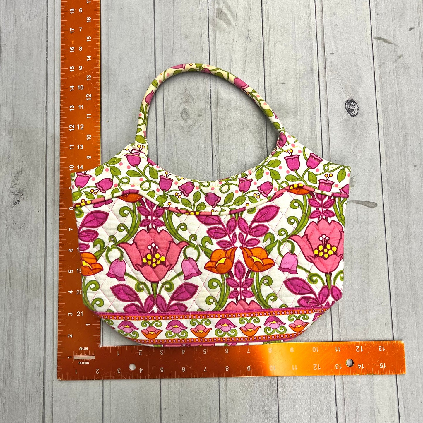 Handbag By Vera Bradley, Size: Small