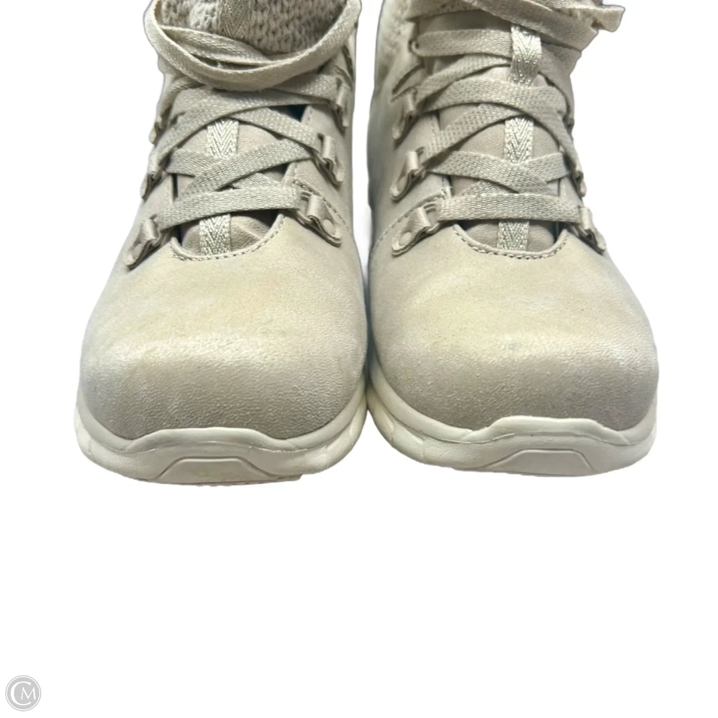 Boots Ankle Flats By Skechers In Cream, Size: 10