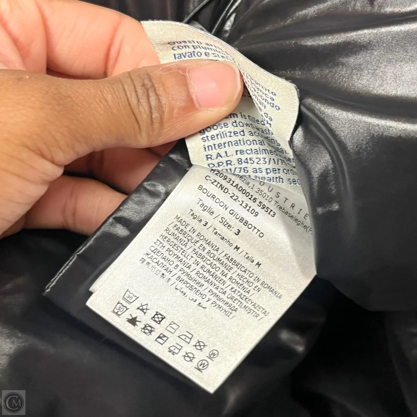 Jacket Luxury Designer By Moncler In Black, Size: L