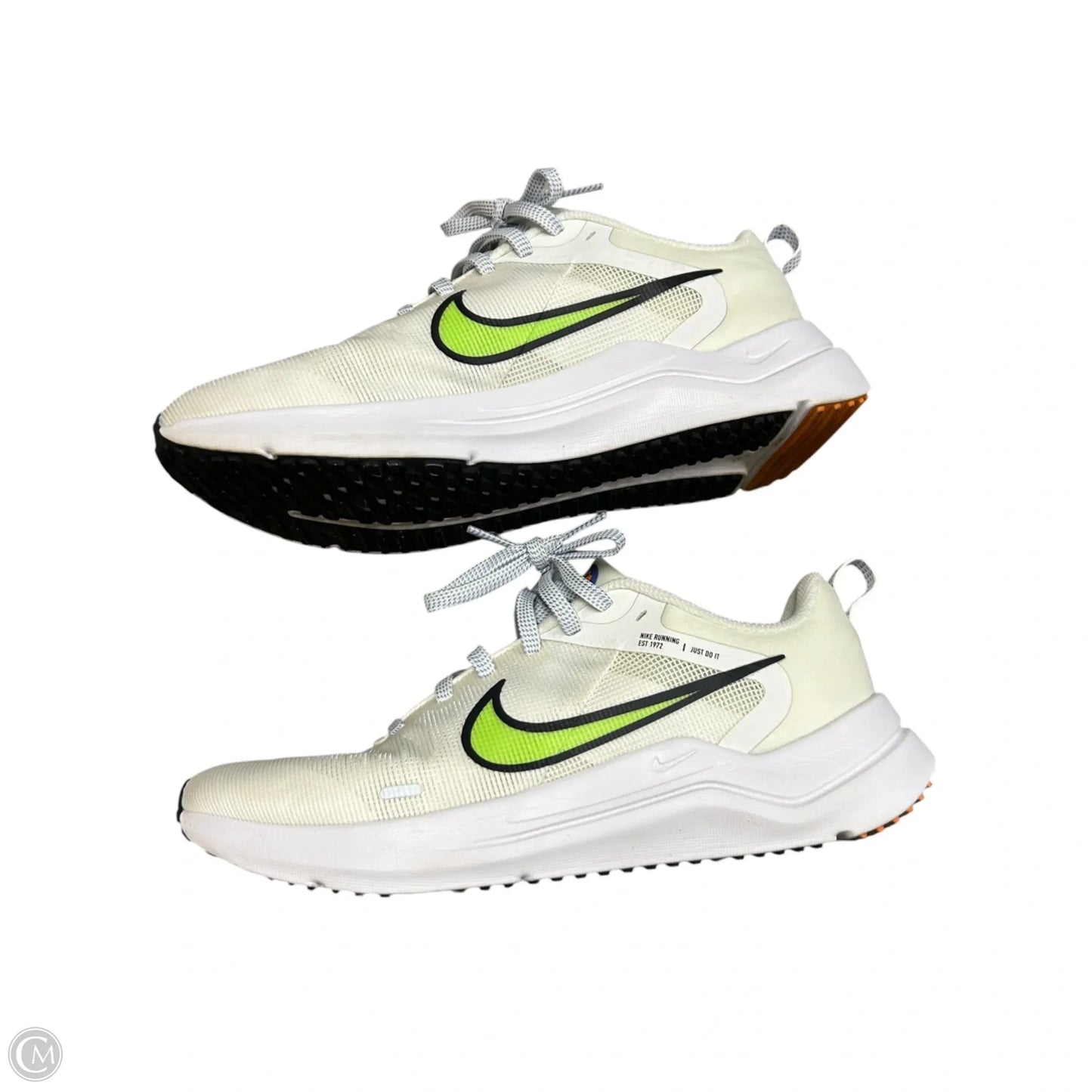 Shoes Sneakers By Nike In Taupe, Size: 9