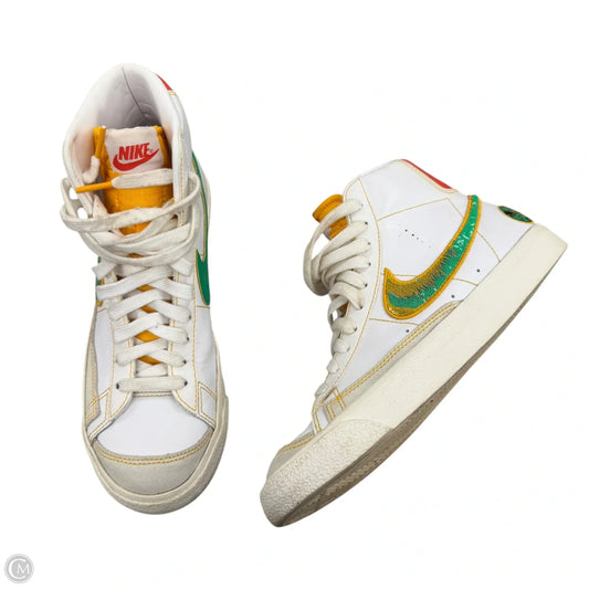 Shoes Sneakers By Nike In White & Yellow, Size: 8
