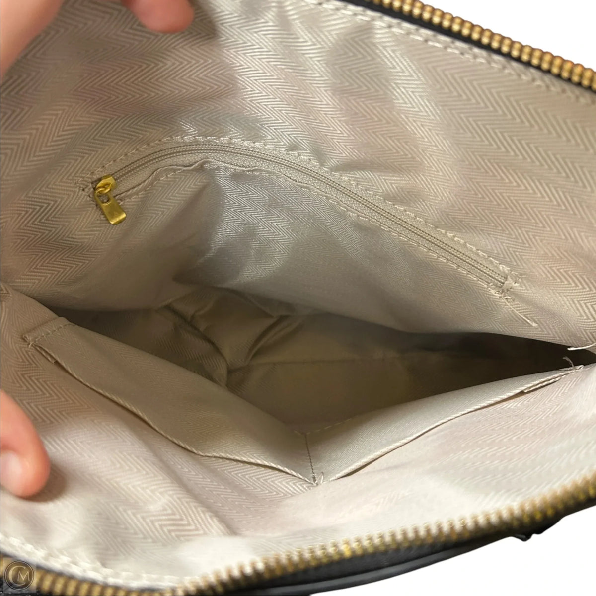 Handbag, Size: Medium