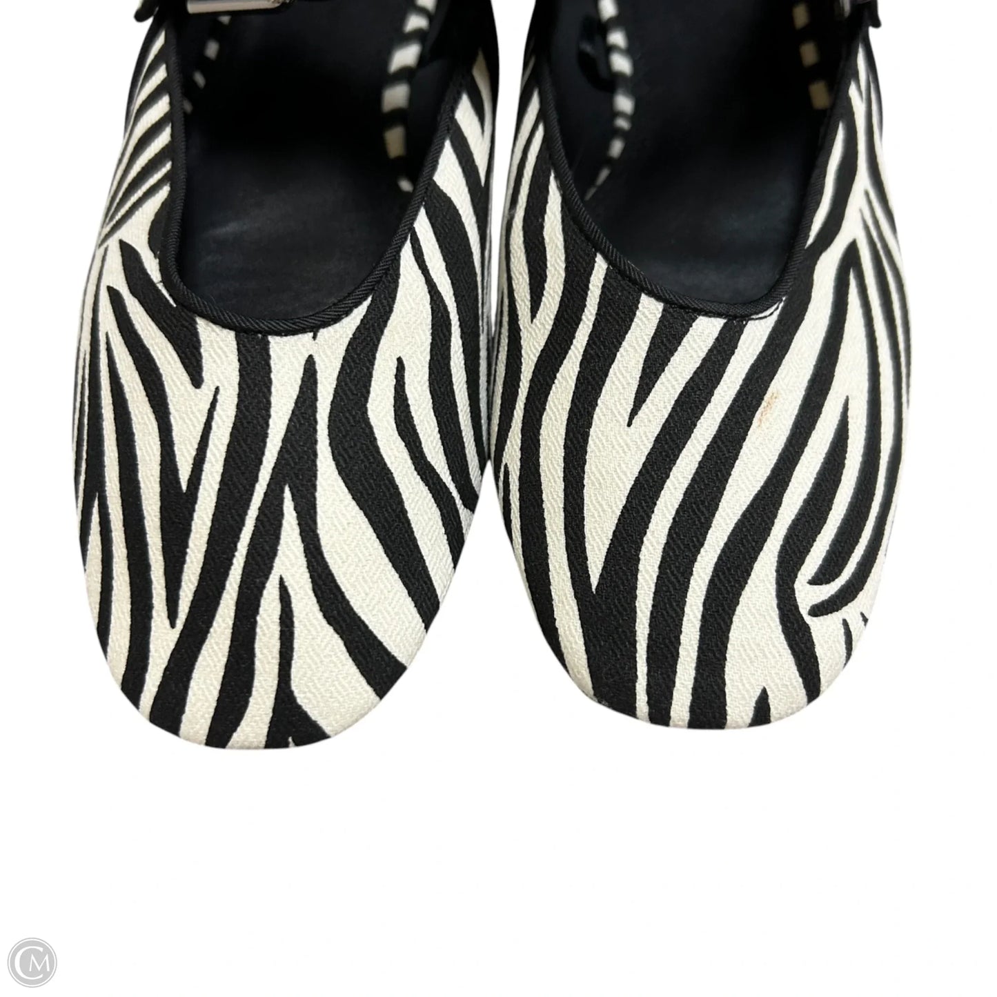 Shoes Flats By Zara In Zebra Print, Size: 6.5