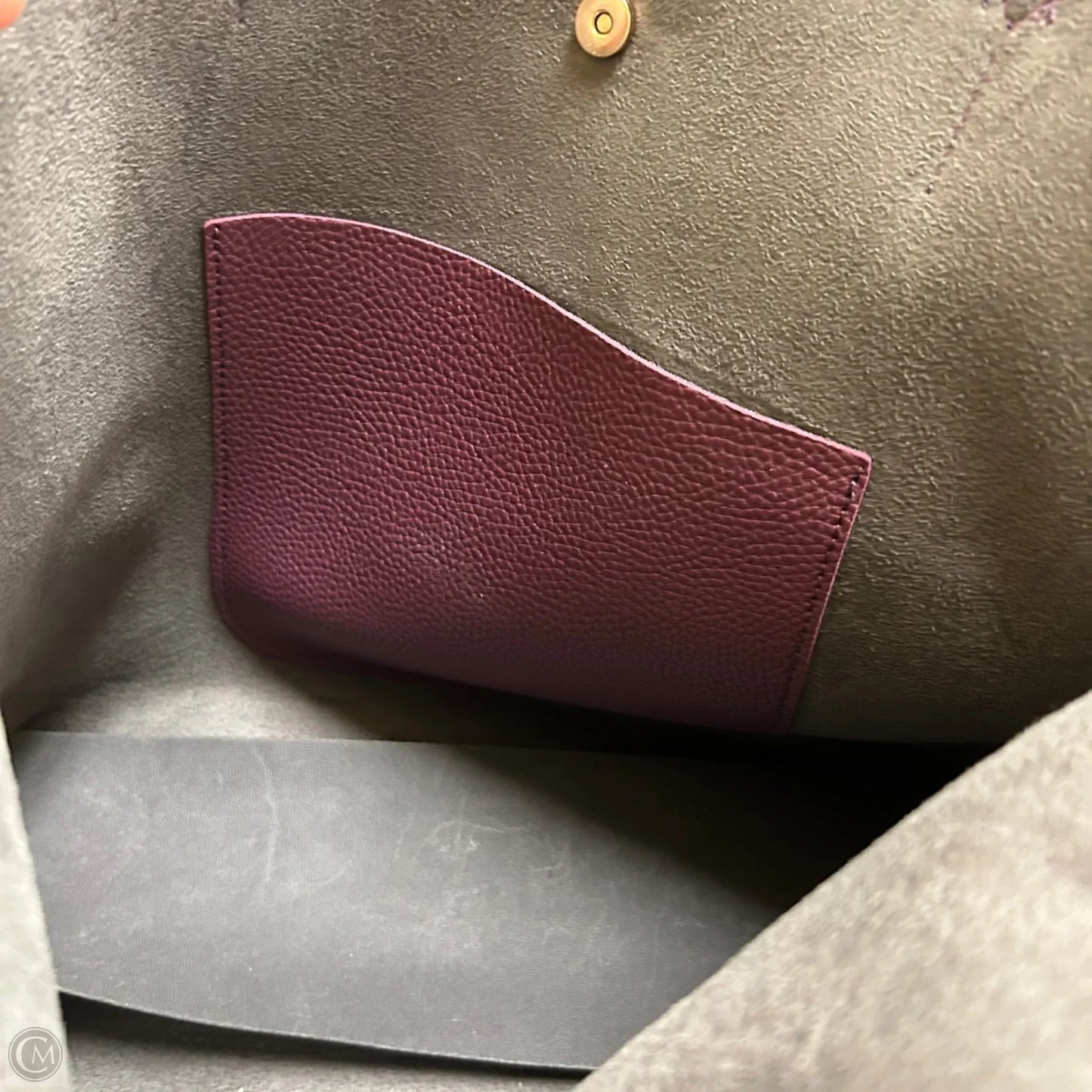 Tote, Size: Medium