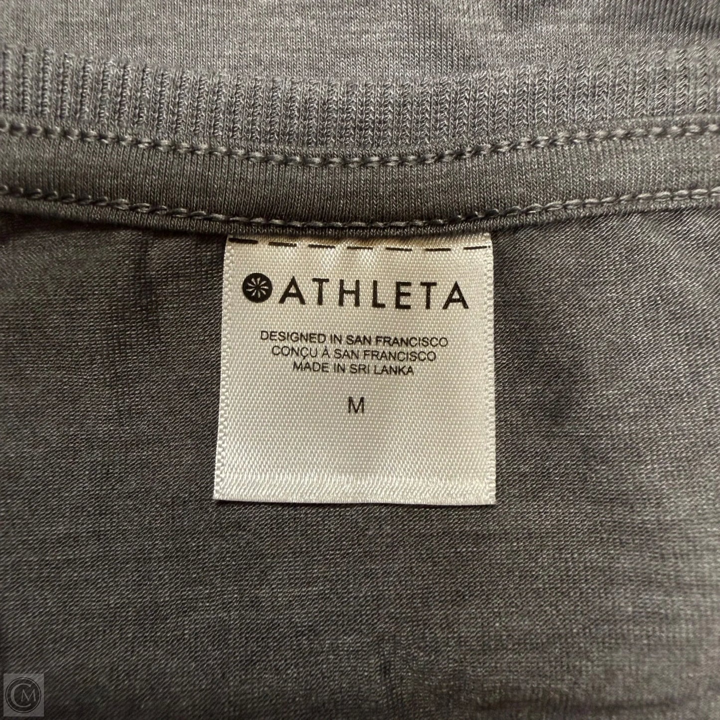 Athletic Top Long Sleeve Crewneck By Athleta In Grey, Size: M