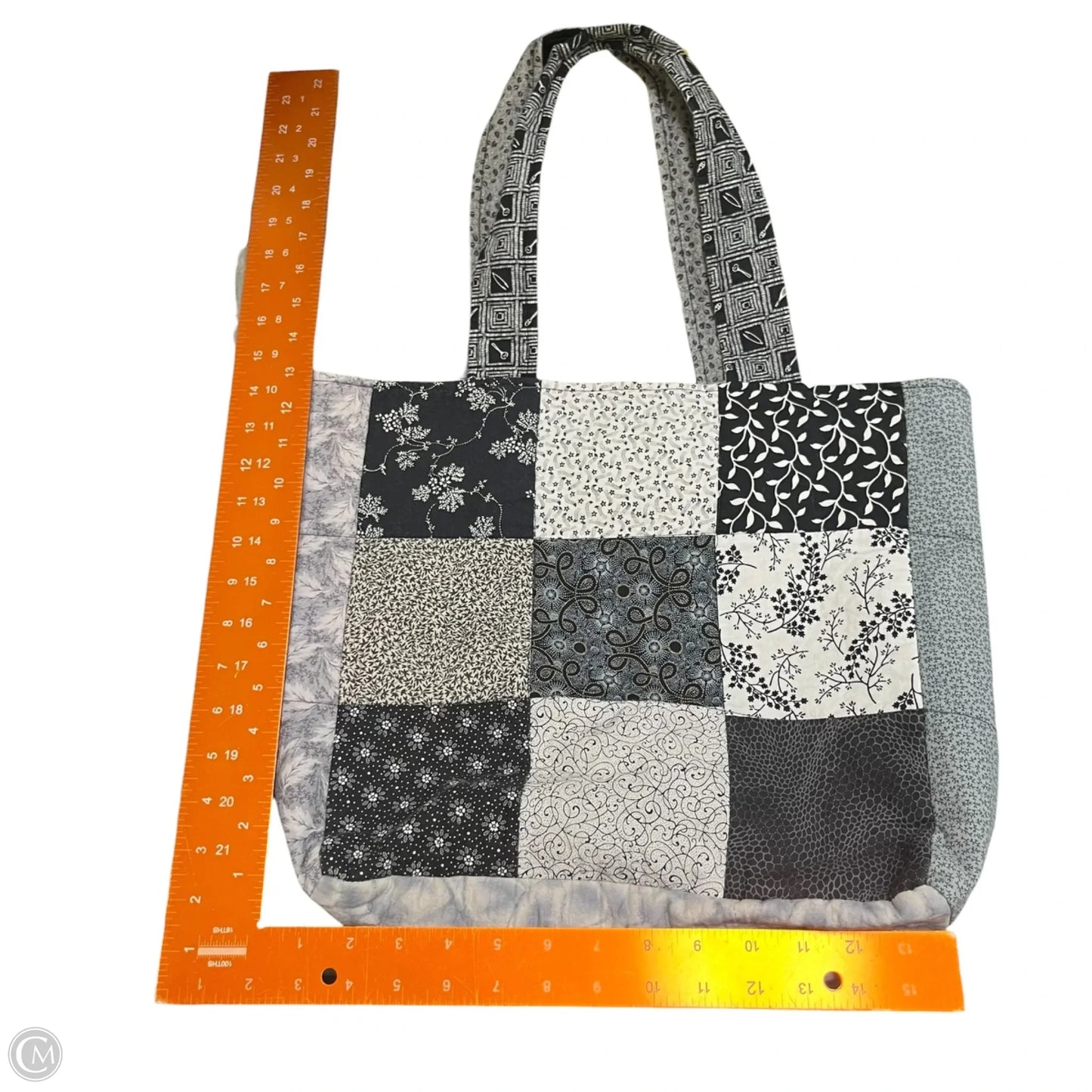 Tote, Size: Medium