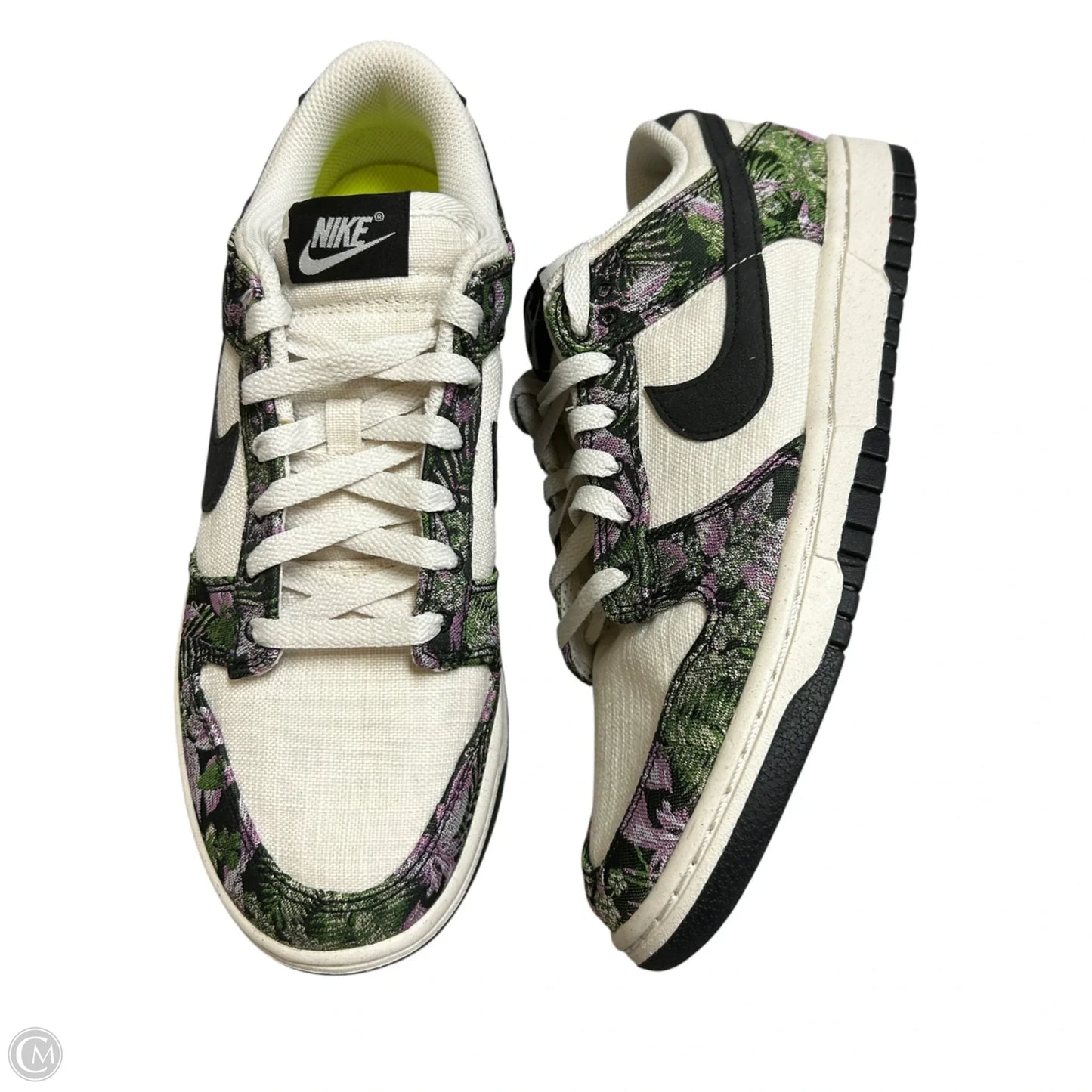 Shoes Sneakers By Nike In Black & Tan, Size: 10