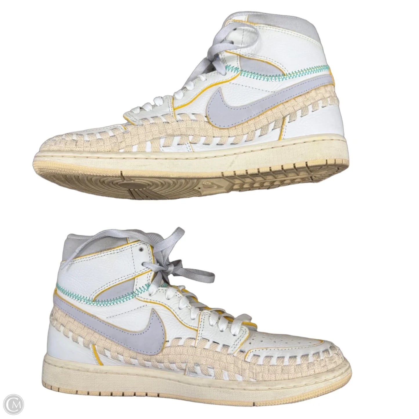 Shoes Sneakers By Nike In Tan & White, Size: 10