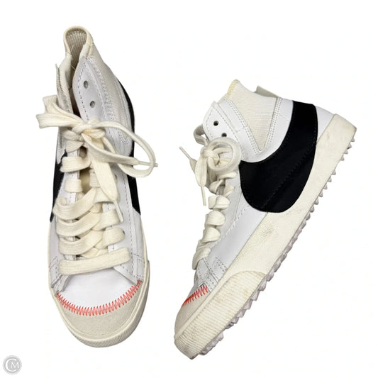 Shoes Sneakers By Nike In White, Size: 8