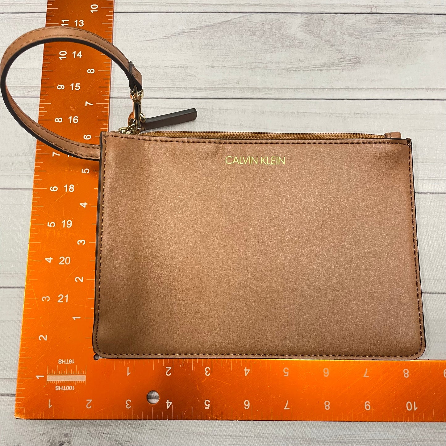 Wristlet By Calvin Klein  Size: Medium