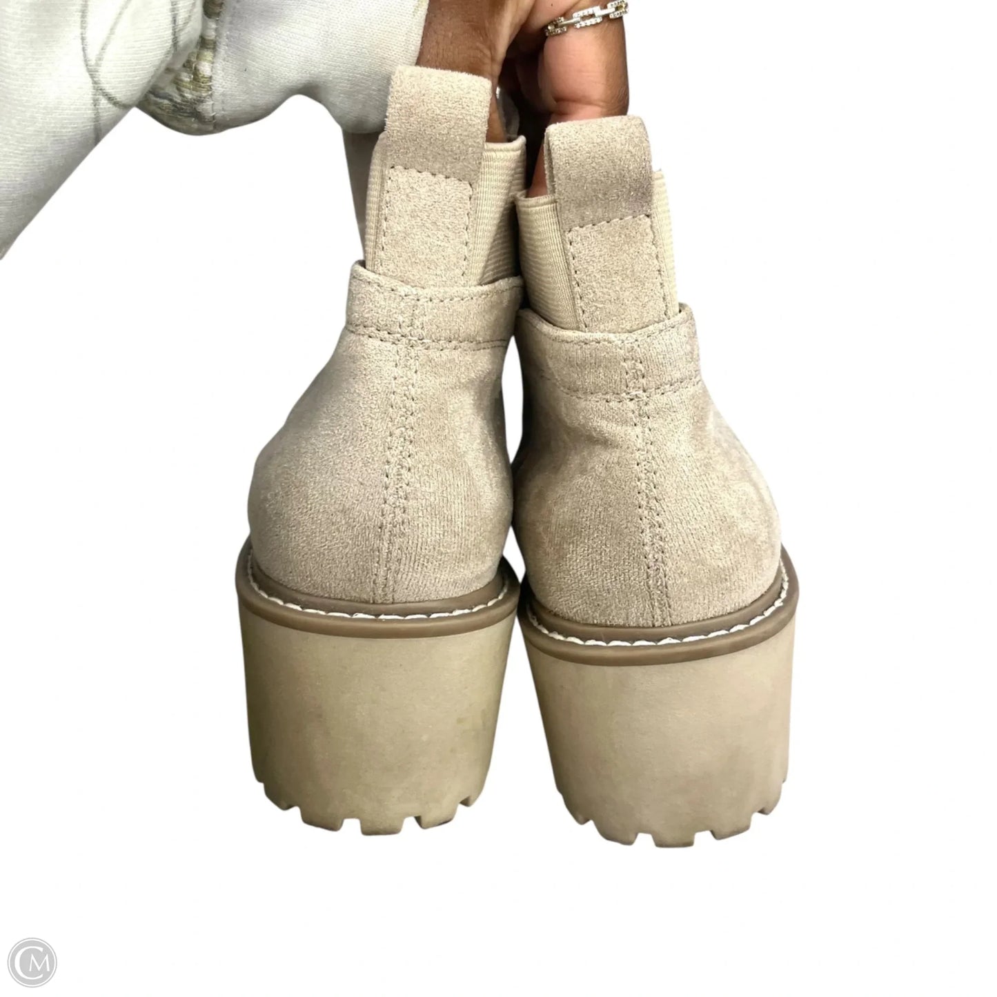Boots Ankle Heels By Dolce Vita In Beige, Size: 9
