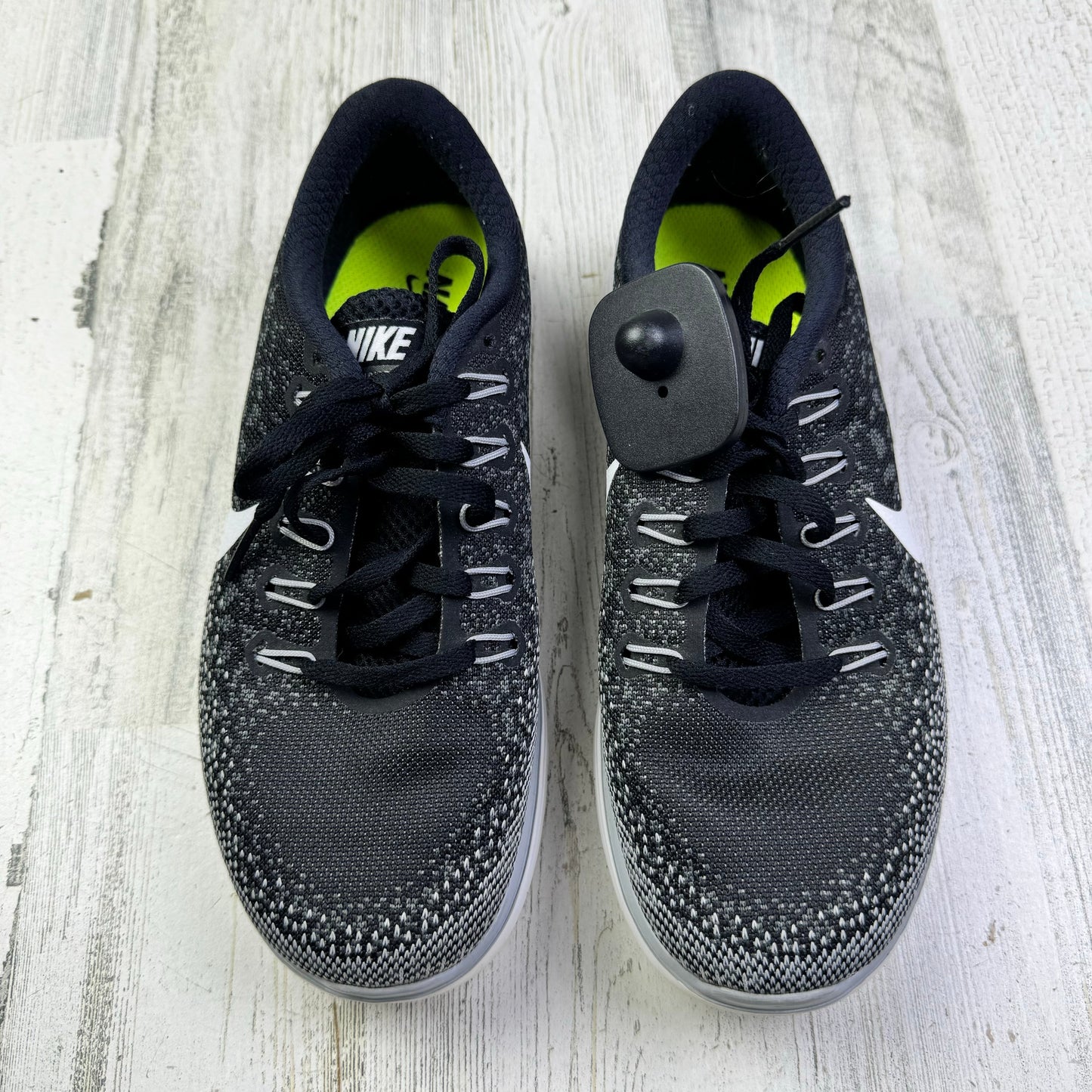 Shoes Athletic By Nike In Black, Size: 6