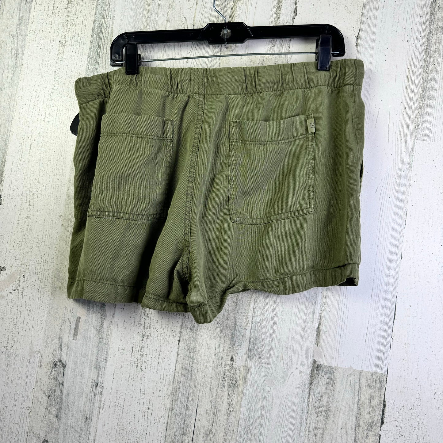 Green Shorts Gap, Size 8