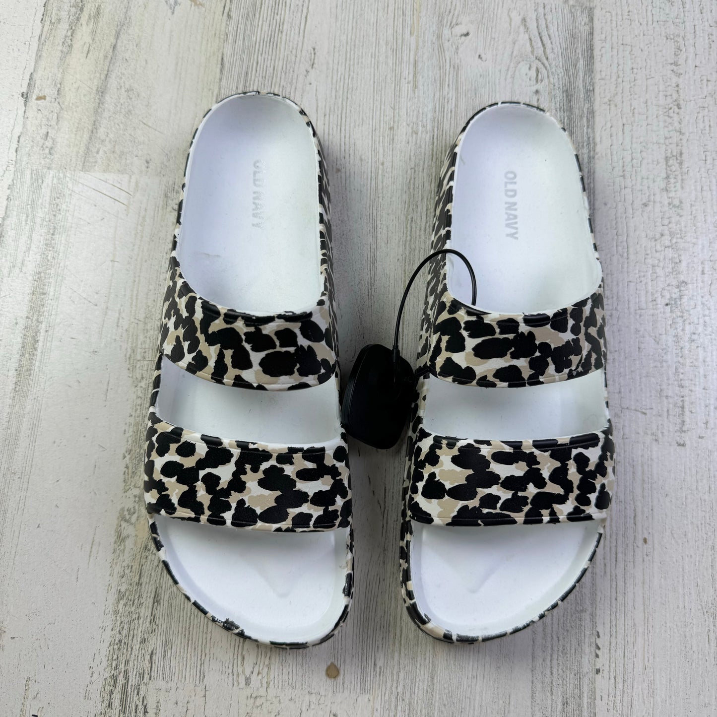 Animal Print Sandals Flats Old Navy, Size 8