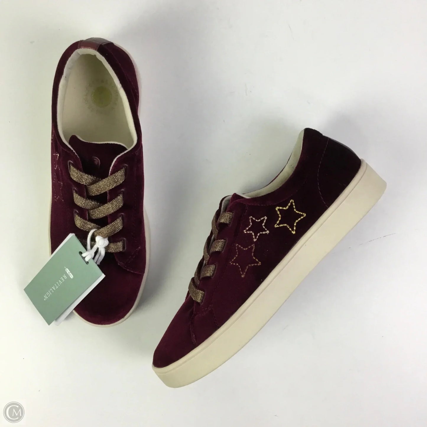 Shoes Sneakers By Clothes Mentor In Maroon, Size: 8.5
