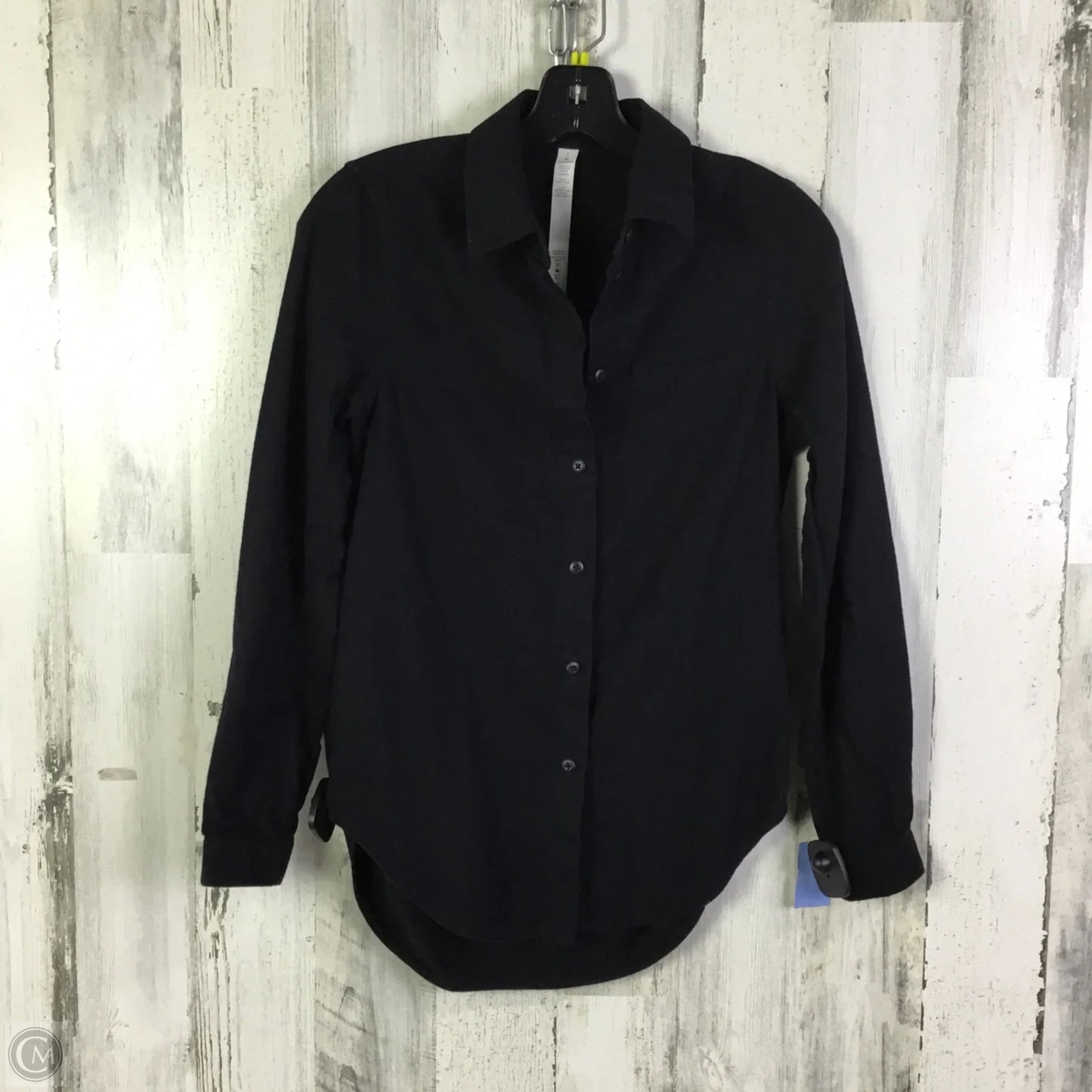 Blouse Long Sleeve By Lululemon In Black, Size: 2