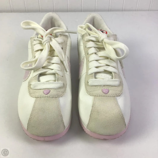 Shoes Sneakers By Nike In Pink & White, Size: 10
