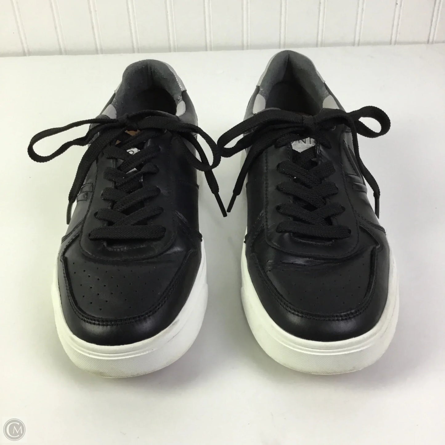Shoes Sneakers By Vionic In Black, Size: 9.5