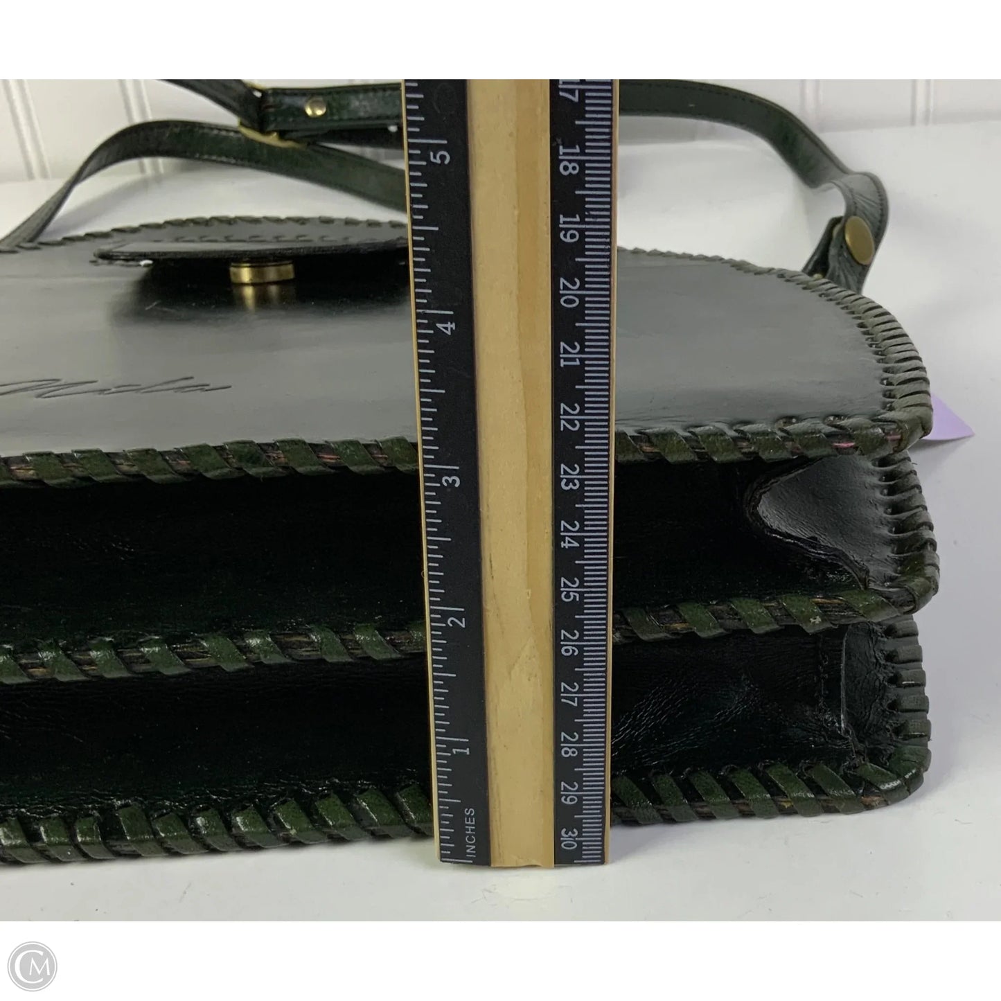 Handbag Leather By Clothes Mentor, Size: Medium
