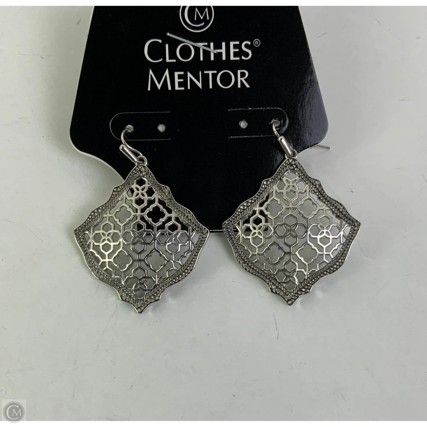 Earrings Dangle/drop By Clothes Mentor