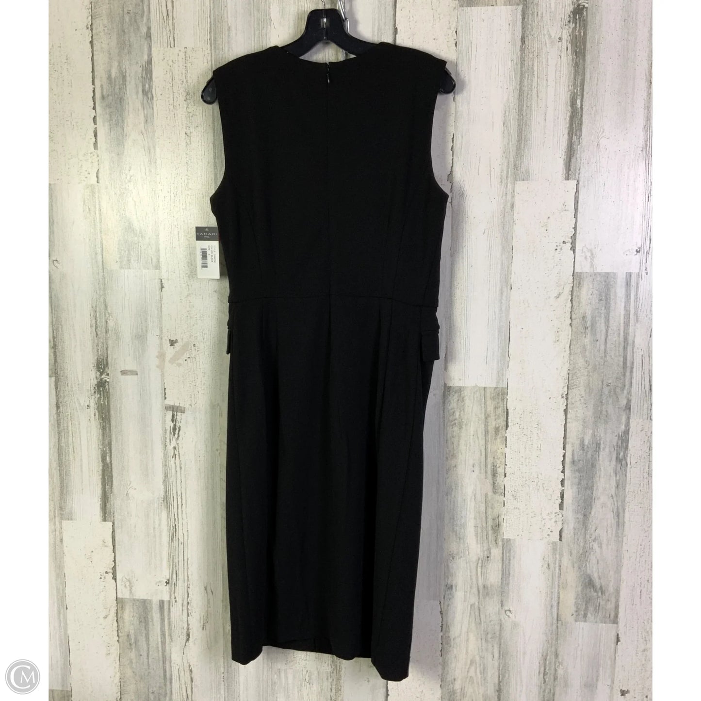 Dress Casual Short By Tahari In Black, Size: S