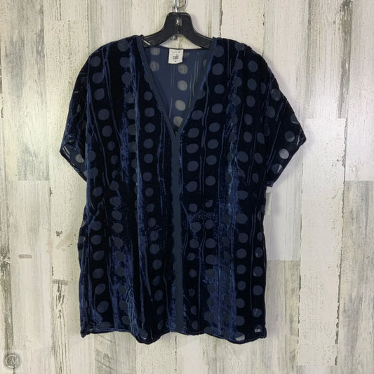 Top Short Sleeve By Cabi In Navy, Size: M
