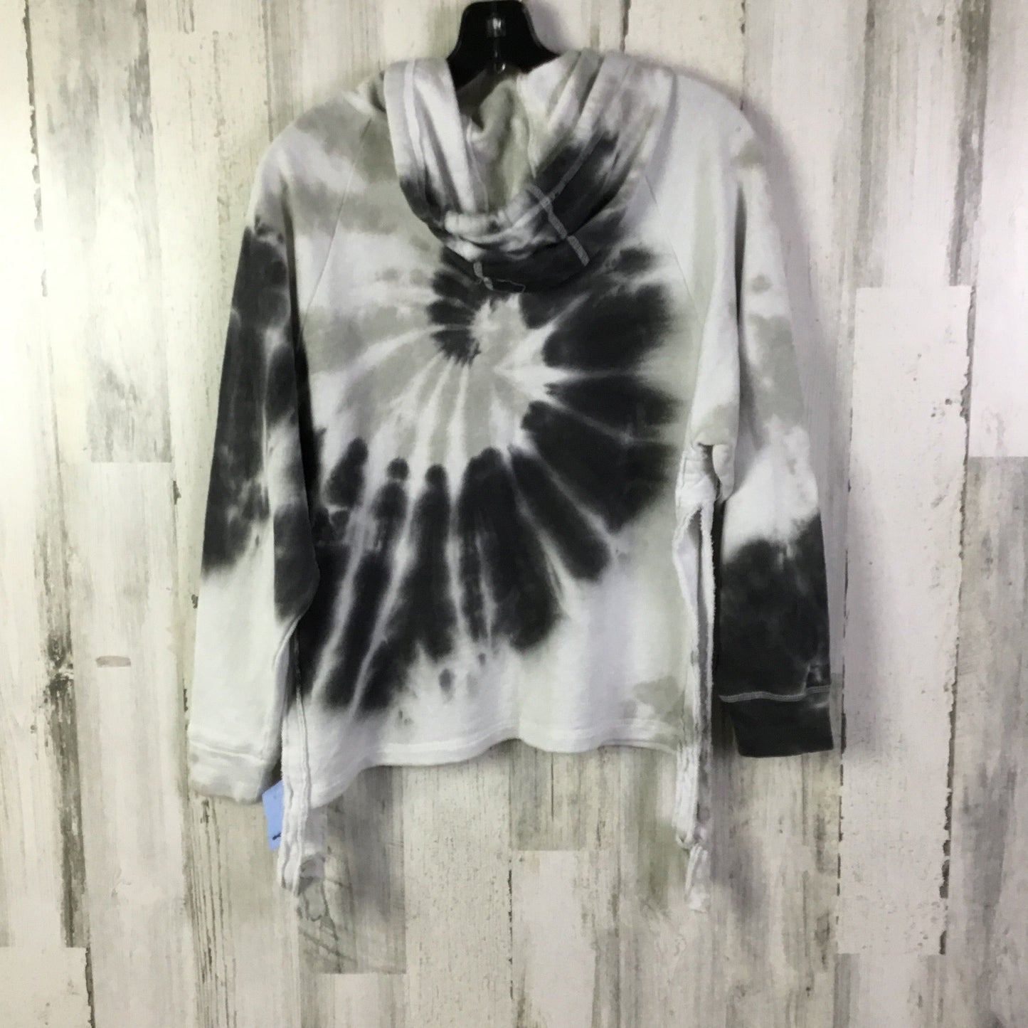 Top Long Sleeve By Chaser In White, Size: M