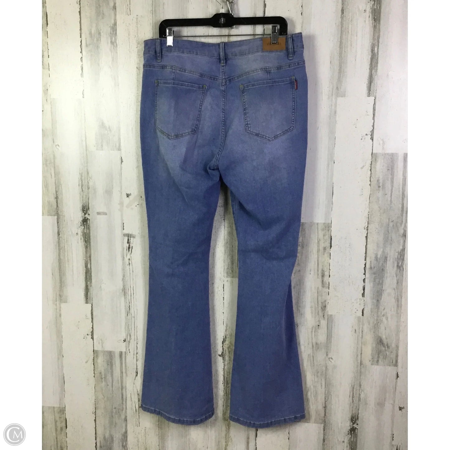 Jeans Flared By Clothes Mentor In Blue Denim, Size: 16