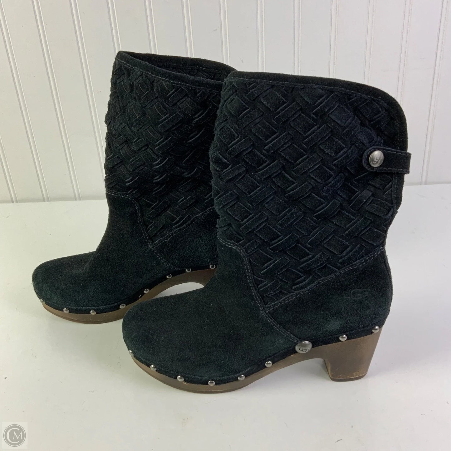 Boots Designer By Ugg In Black, Size: 7