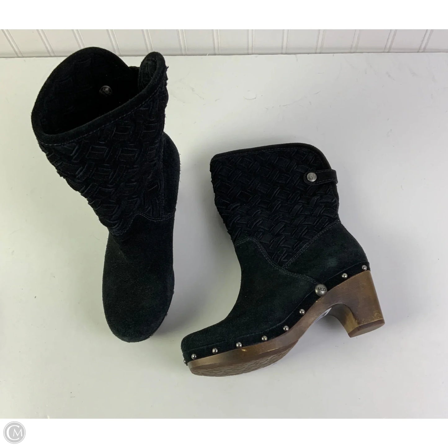 Boots Designer By Ugg In Black, Size: 7