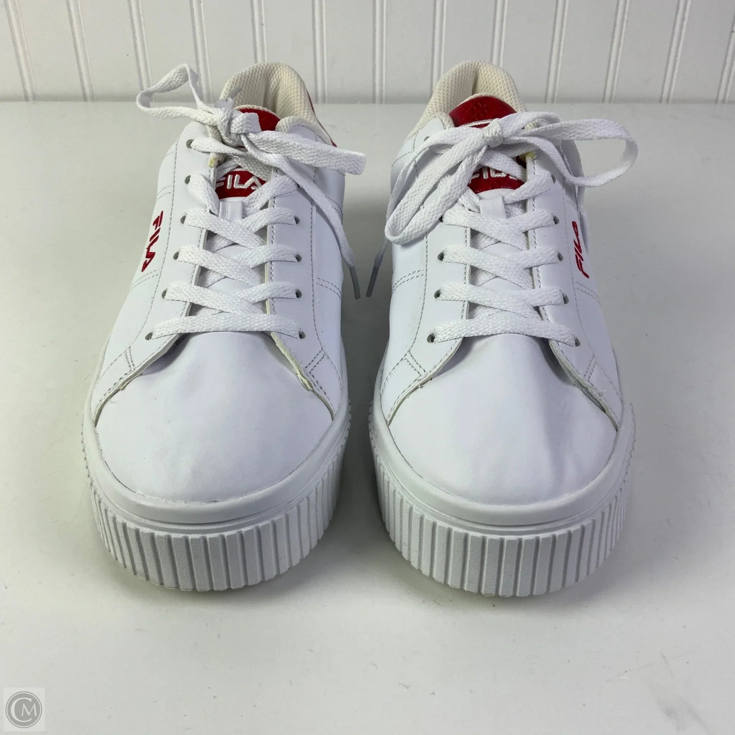Shoes Sneakers By Fila In White, Size: 11