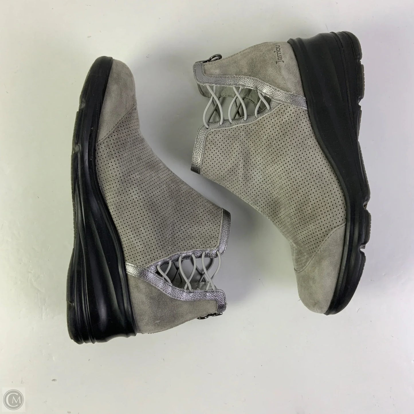 Shoes Flats By Jambu In Grey, Size: 9.5