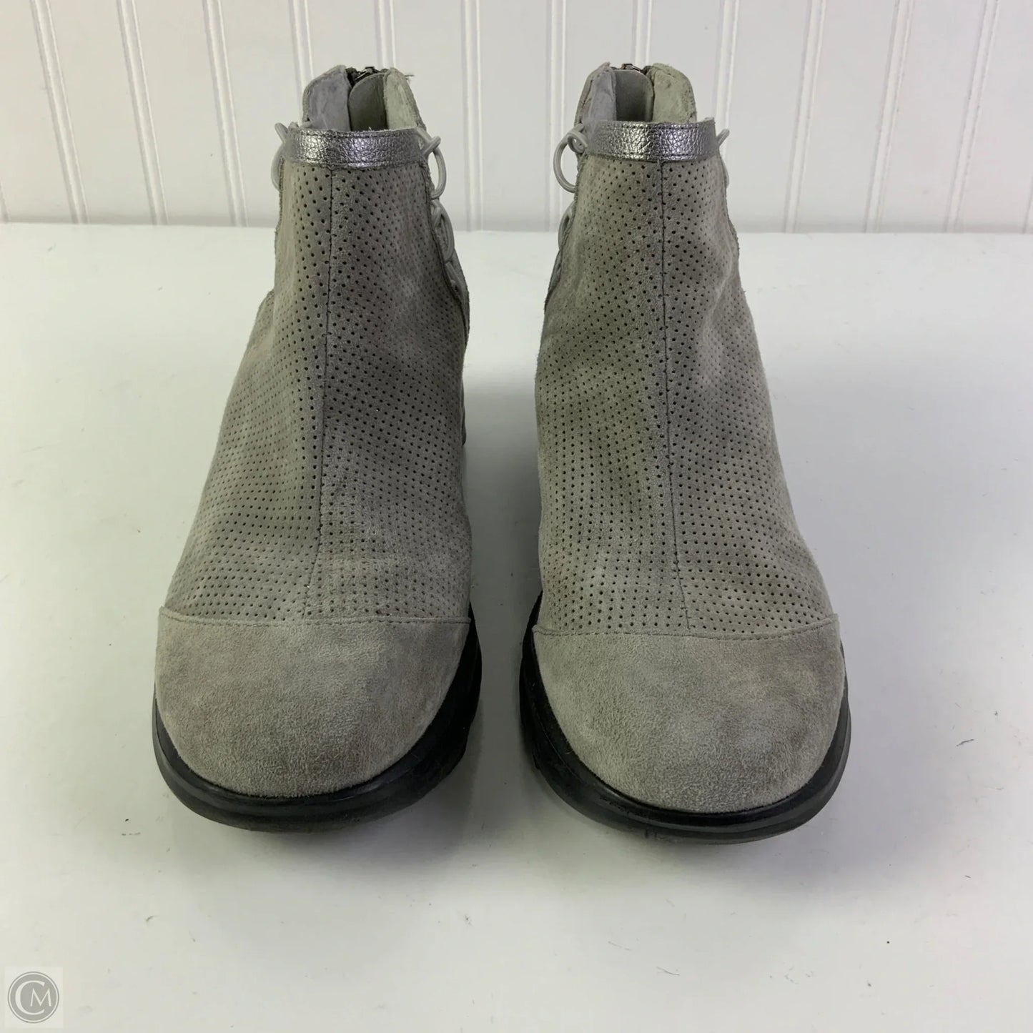 Shoes Flats By Jambu In Grey, Size: 9.5