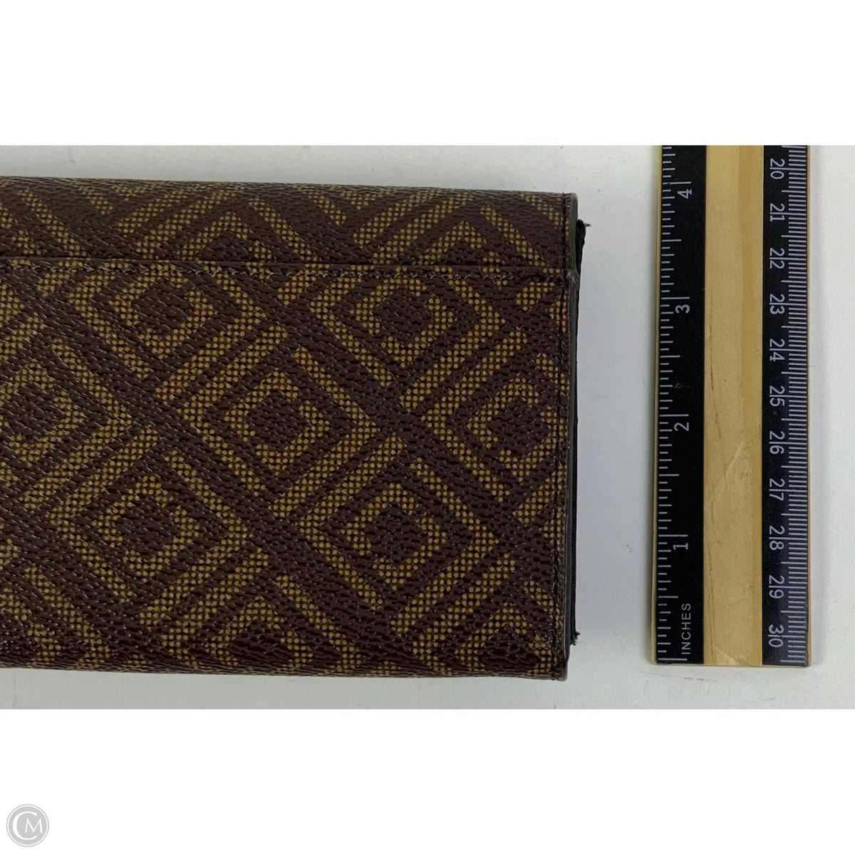 Wallet By Liz Claiborne, Size: Medium