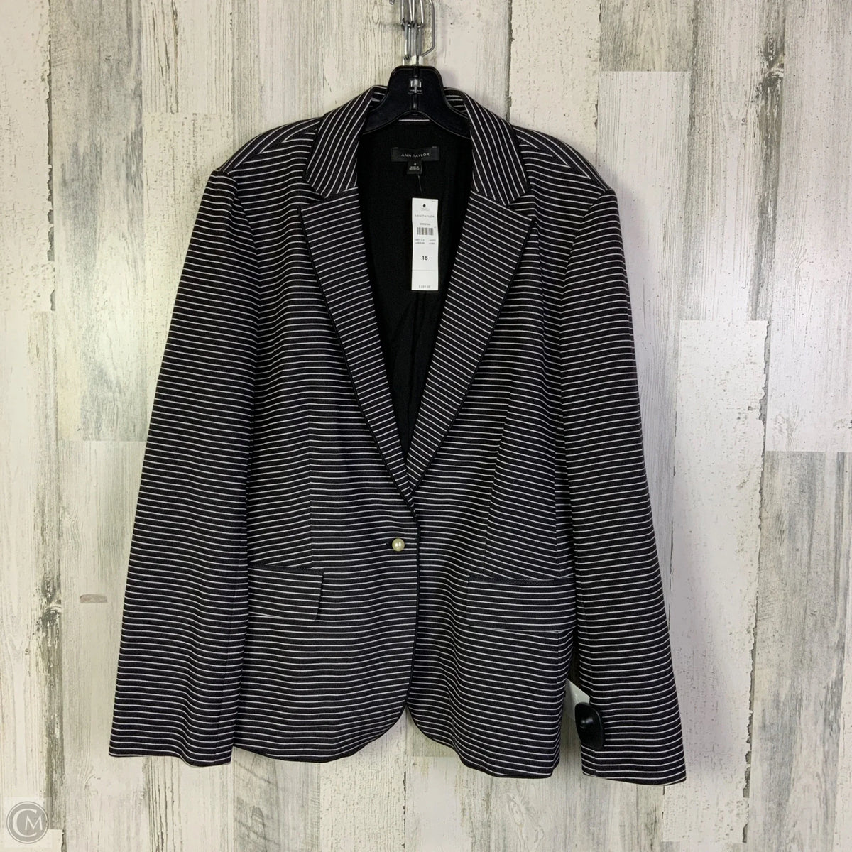 Blazer By Ann Taylor In Black, Size: 1x