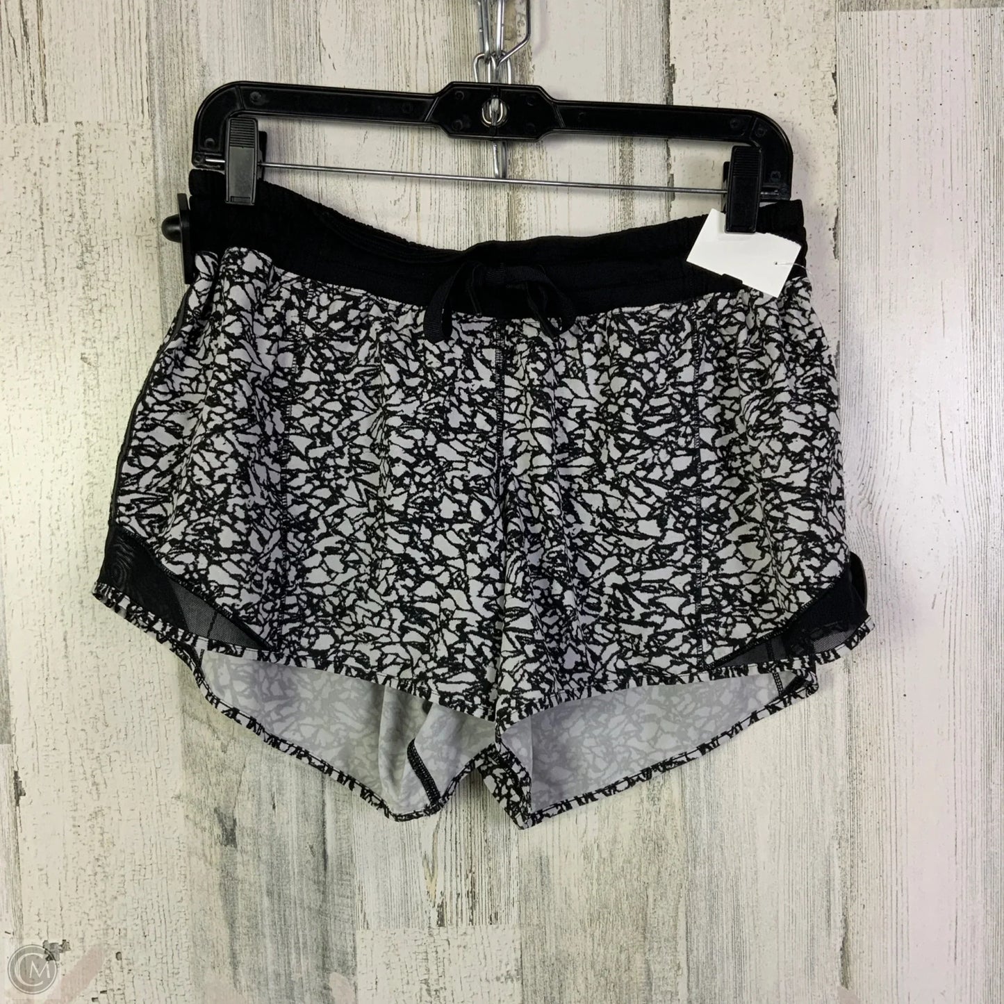 Athletic Shorts By Lululemon In Black & White, Size: 10