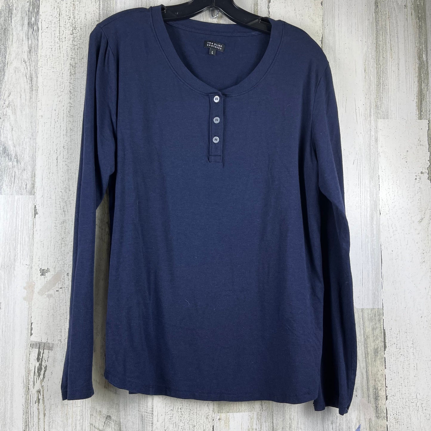 Top Long Sleeve Basic By Clothes Mentor  Size: L