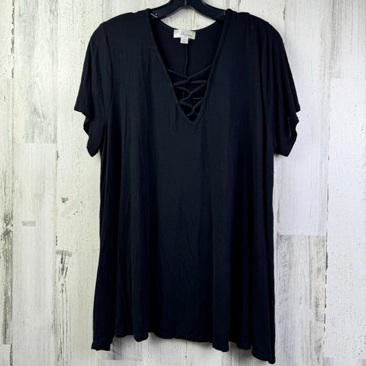 Black Top Short Sleeve Basic Misia, Size 2x