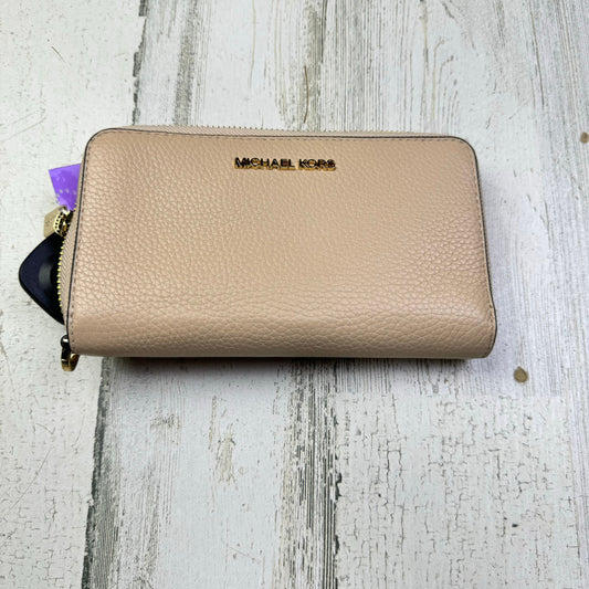 Wallet Designer Michael By Michael Kors, Size Medium