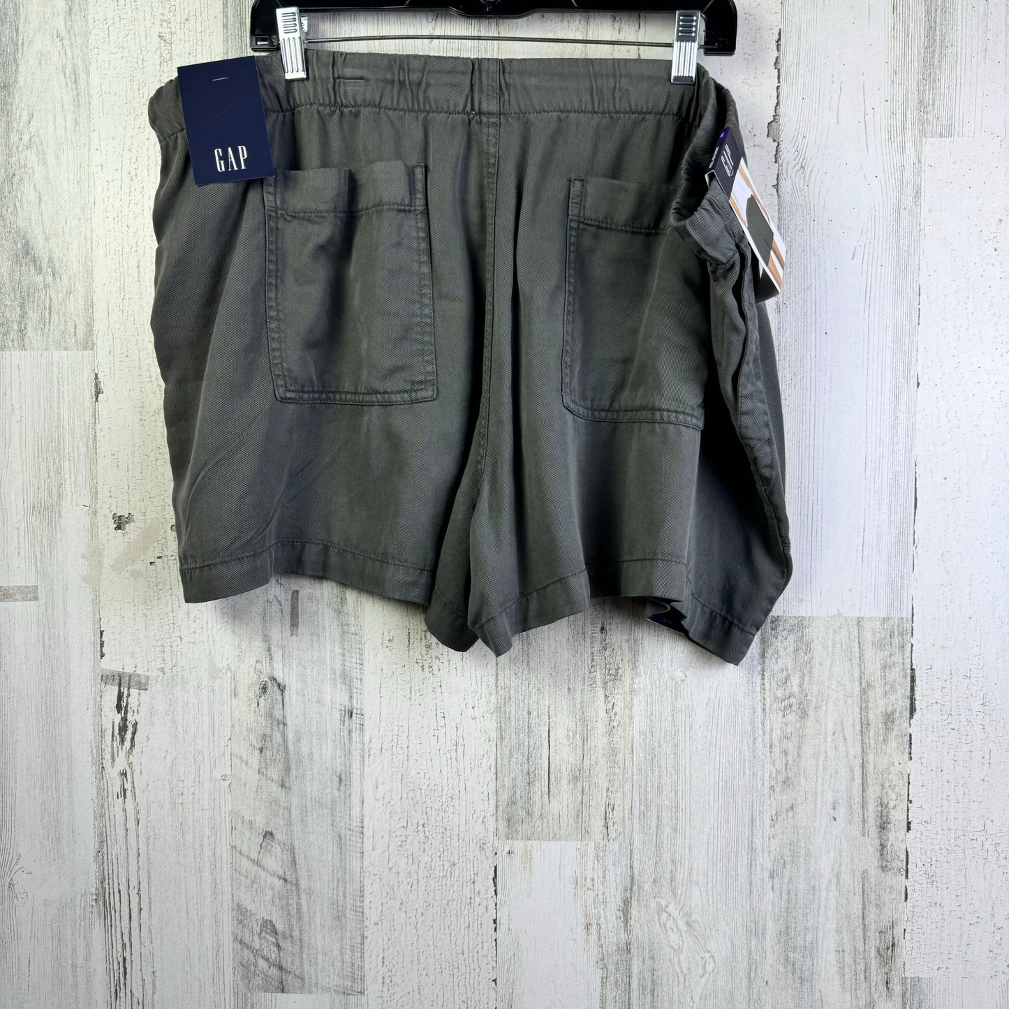 Grey Shorts Gap, Size 22