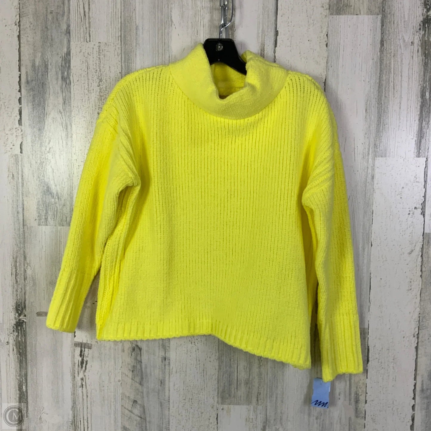 Sweater By Philosophy In Yellow, Size: Xs