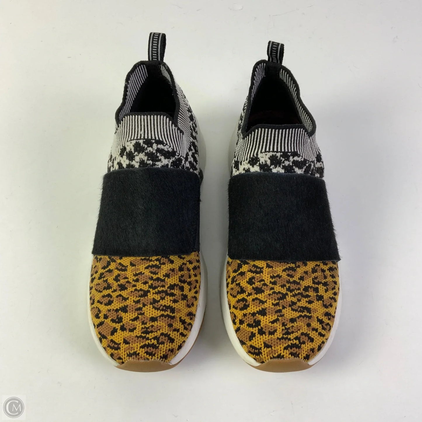 Shoes Sneakers By Clothes Mentor In Animal Print, Size: 7