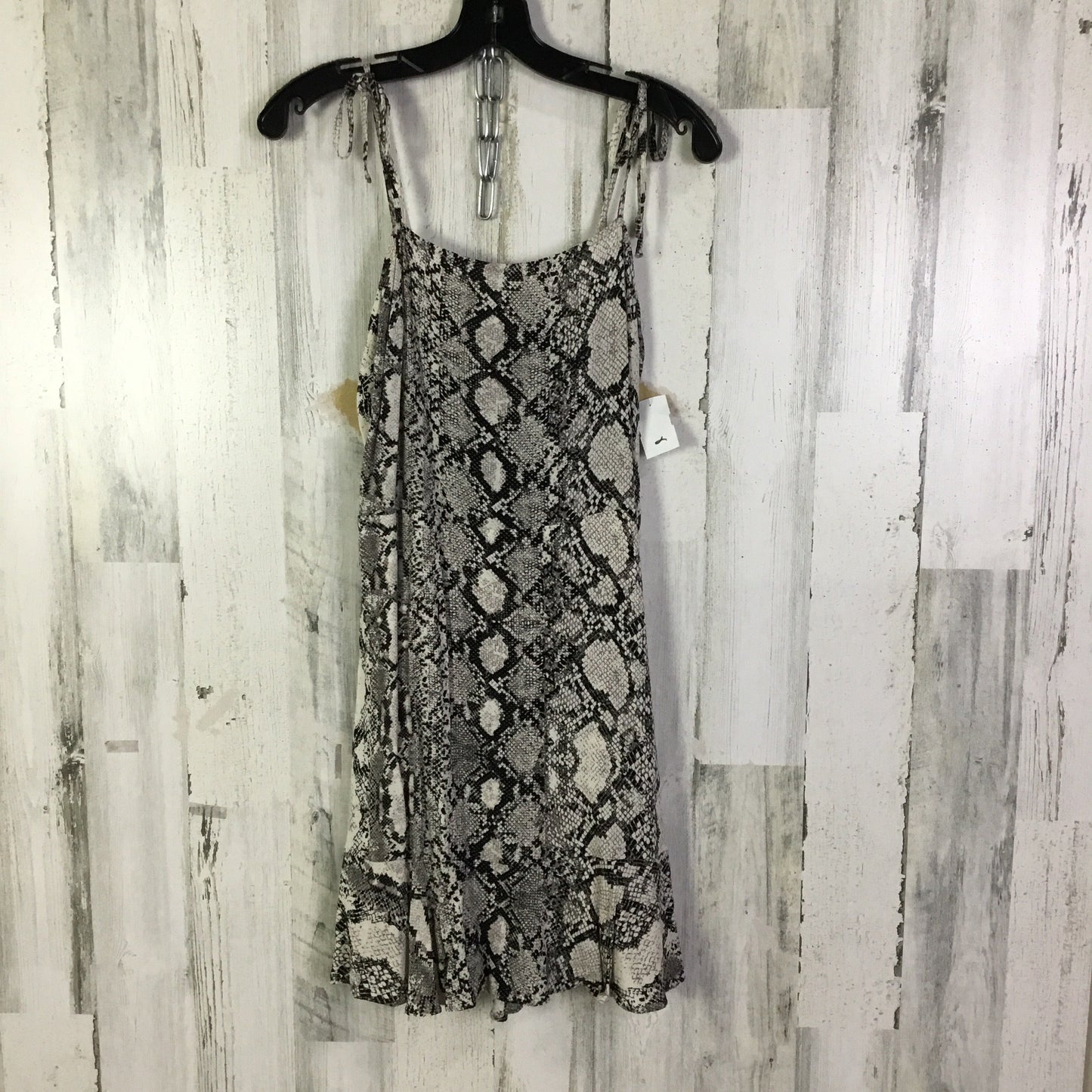 Dress Casual Short By Express In Snakeskin Print, Size: S