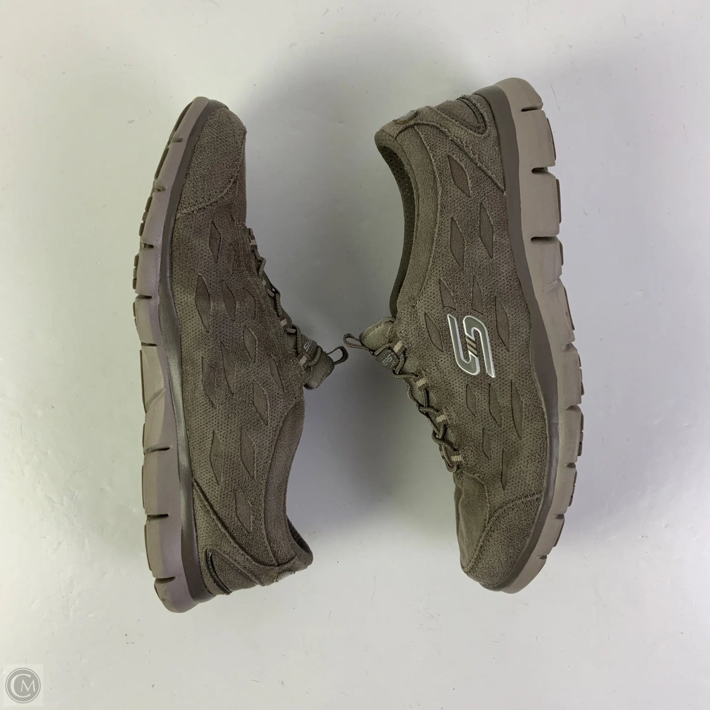 Shoes Sneakers By Skechers In Brown, Size: 9.5