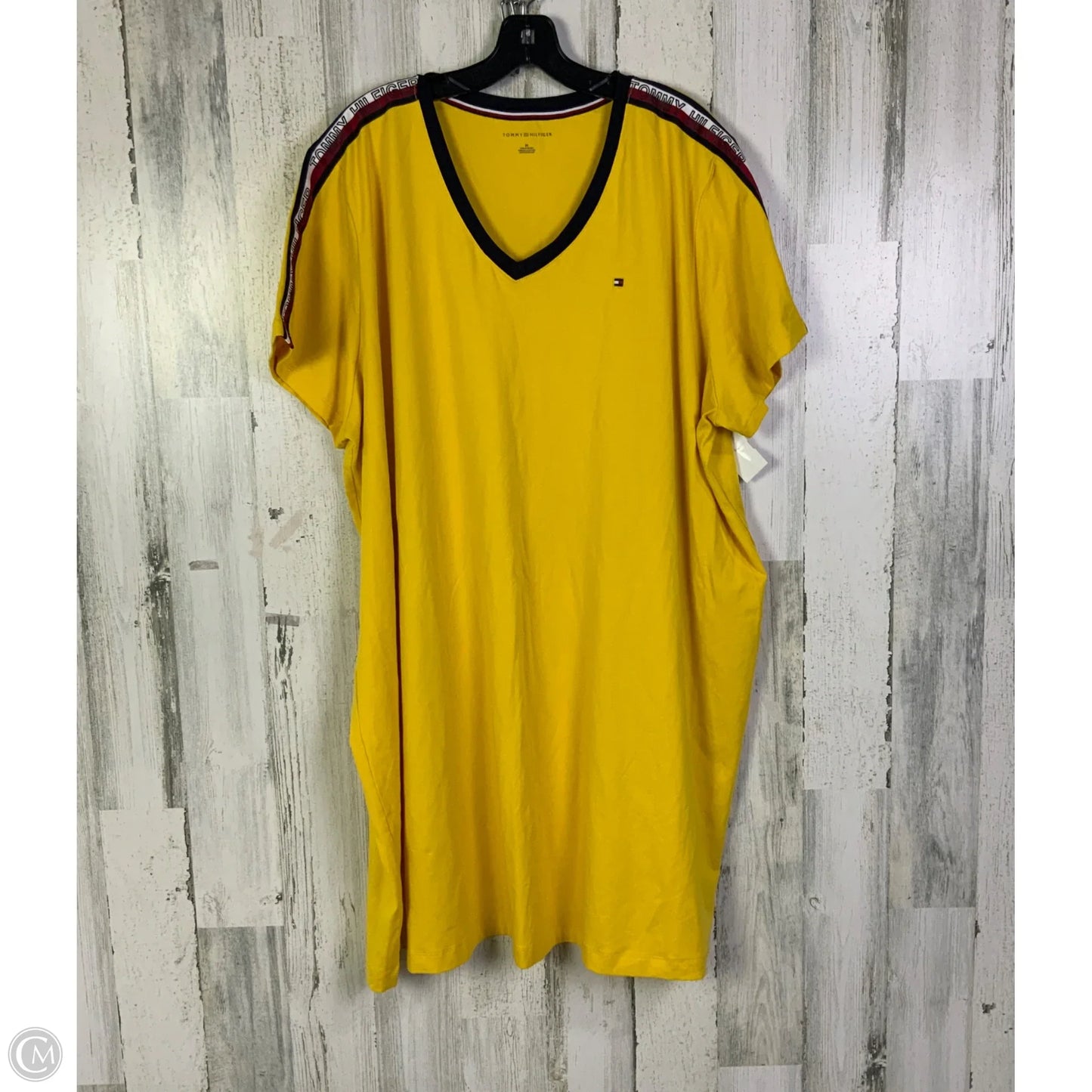 Dress Casual Short By Tommy Hilfiger In Yellow, Size: 3x