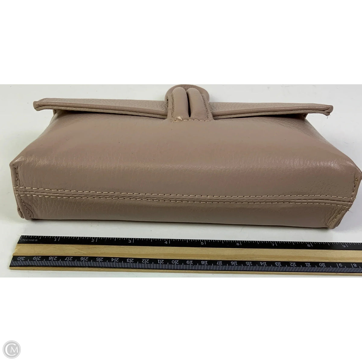 Clutch By Clothes Mentor, Size: Medium