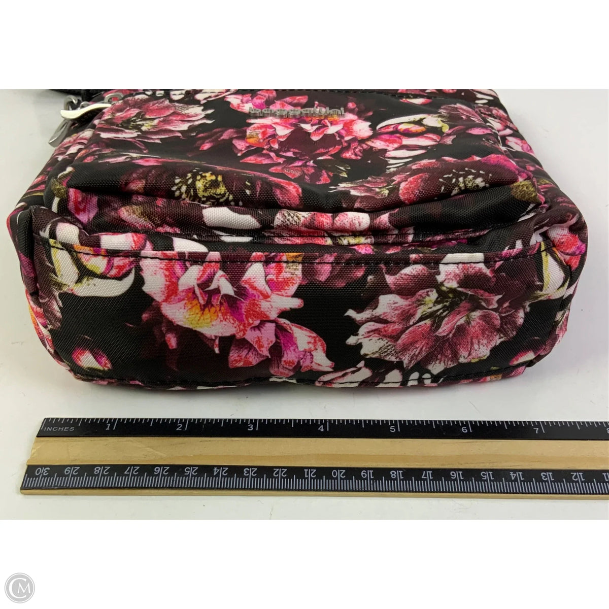 Crossbody By Baggallini, Size: Medium