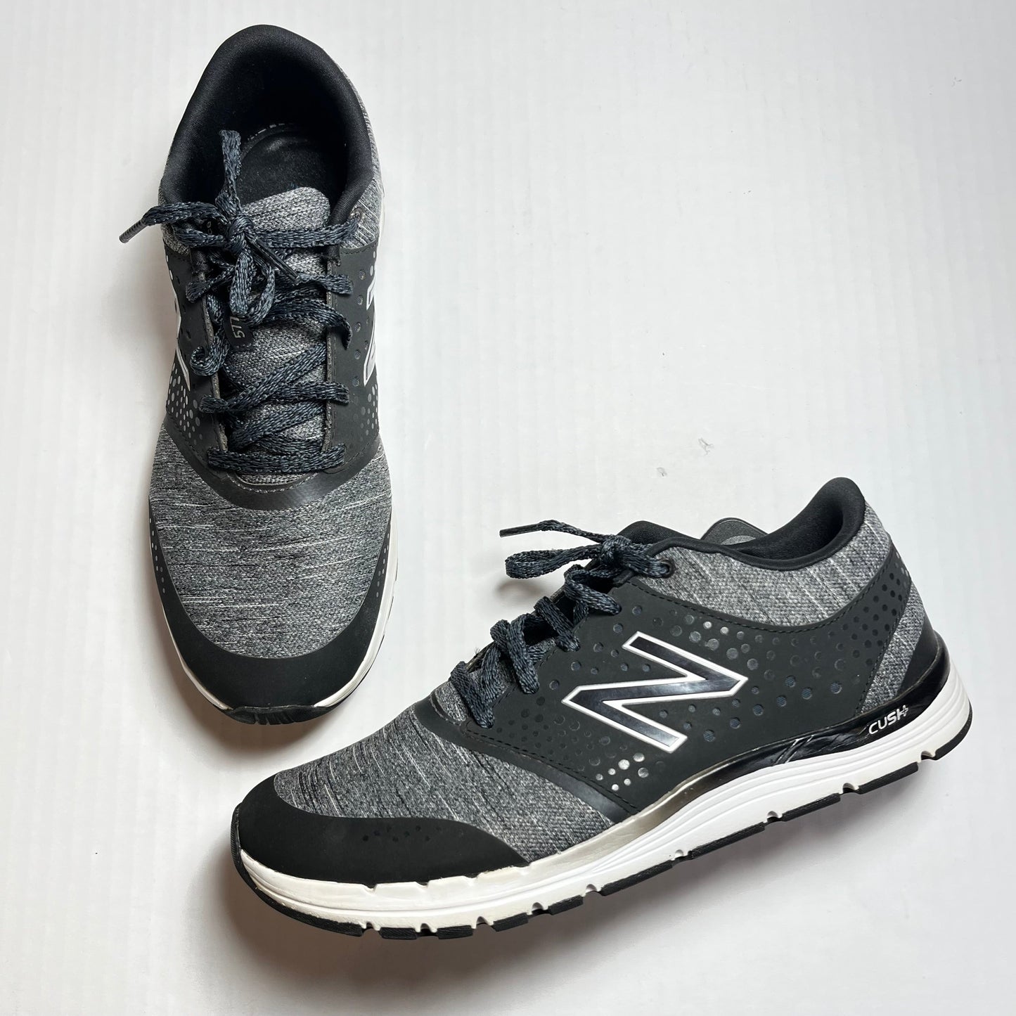 Shoes Athletic By New Balance In Black & Grey, Size: 9