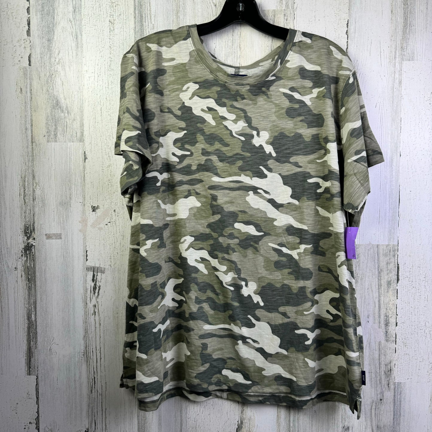 Top Short Sleeve Basic By Gap In Camouflage Print, Size: 2x