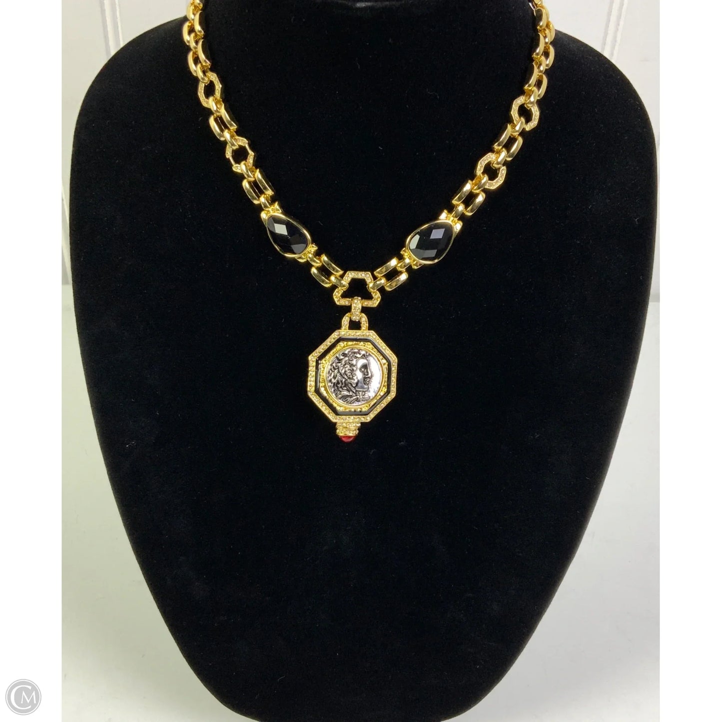 Necklace Pendant By Clothes Mentor